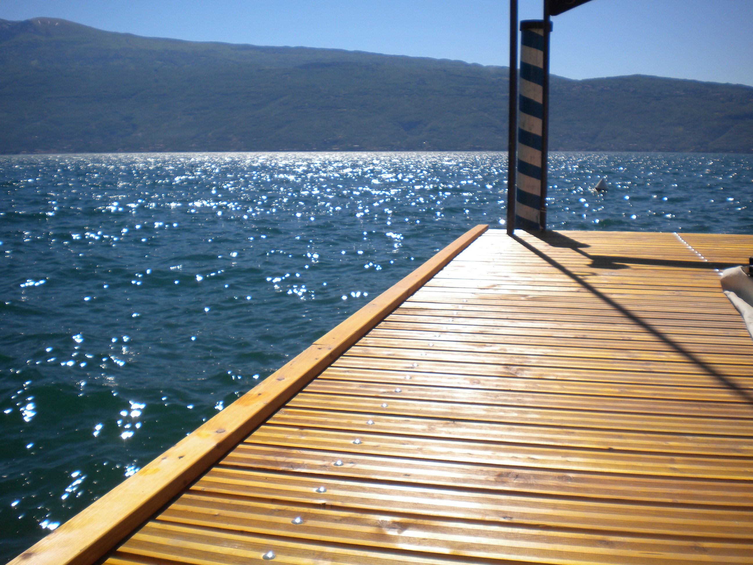 Pontile galleggiante in legno
